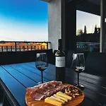 Giannel Luxury Apartment 1