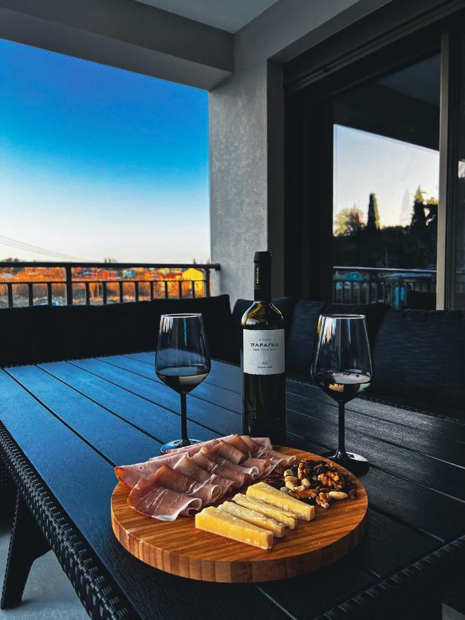Giannel Luxury 1 Apartament *